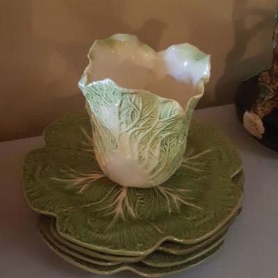 Cabbage dinner plates and vase