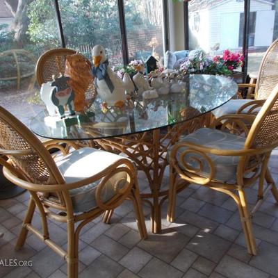 Oval glass table $120
61 X 42 X 29
Armchair and ottoman $140
chair 27 X 28 X 29 1/2