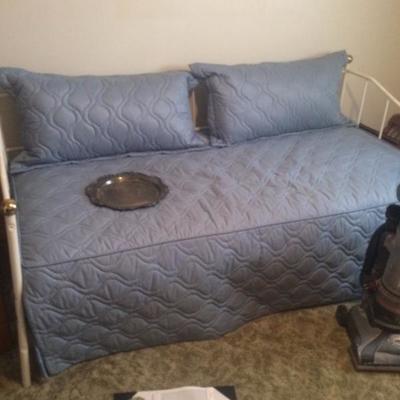 Day bed with trundle unit and two mattresses!  Nice!!!