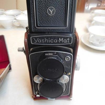 Yashica Mat Vintage Camera