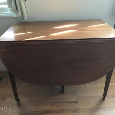 inlaid detail tapered legs drop leaf table