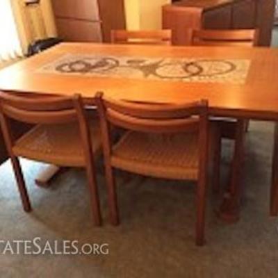 Dinette Set with Inlay