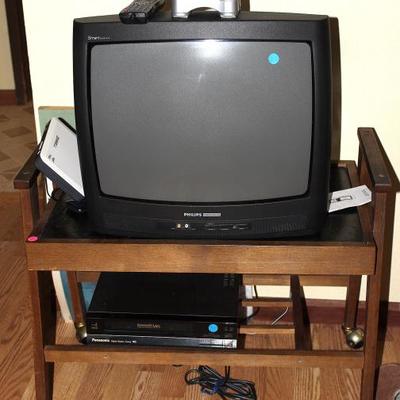 TV with tv stand on caster
