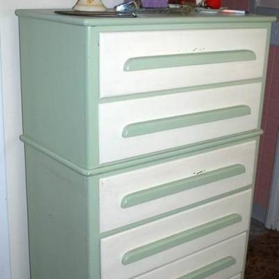 $60 VINTAGE GREEN/WHITE MAPLE CHEST O' DRAWERS