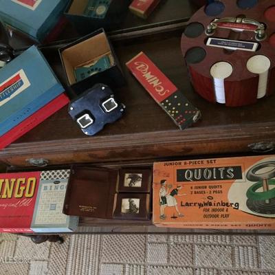 Vintage viewmaster, dominos, bingo, quoits, cards and poker chips