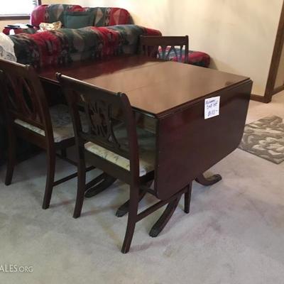 Vintage Mahogany drop leaf table!  Beautiful and so functional!