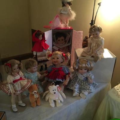 Vintage Shirley Temple dolls, and othe collectibles