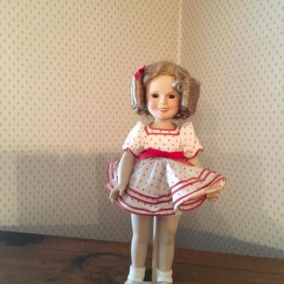 Vintage Shirley Temple Doll. Late 70s/early 80s