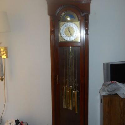 Ridgeway Grandfather Clock $150.
