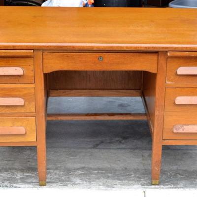 Vintage solid oak desk, very solid