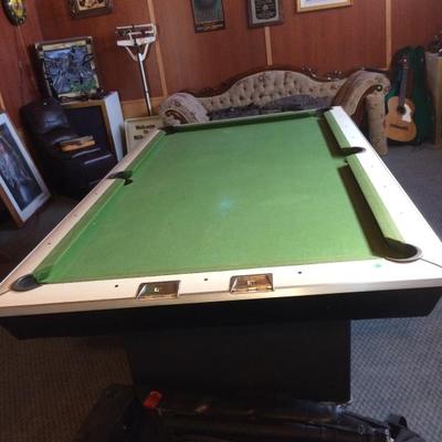 8' pool table Brunswick 
$650 obo