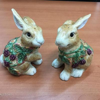 Fitz & Floyd bunny shakers