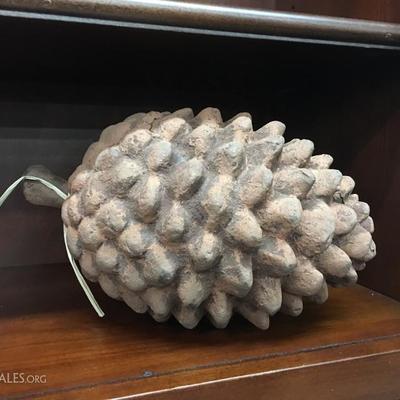 Decorative pinecone
