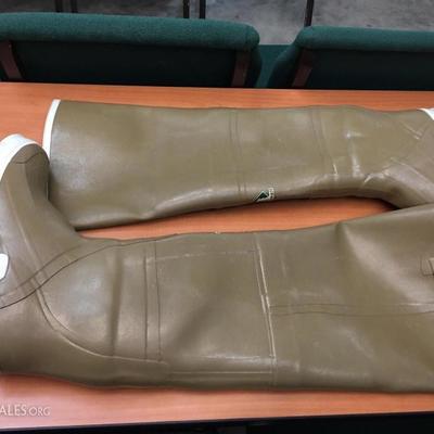 Waders size 13