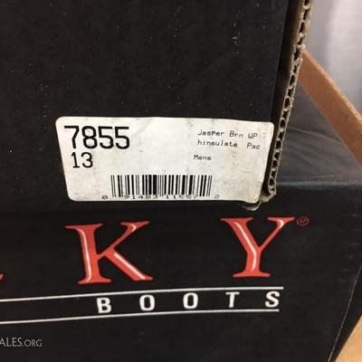Kids boots size 13