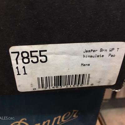 Kids boots size 11