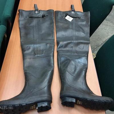Waders size 7