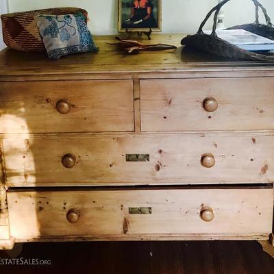 Extra Large pine dresser/chest of drawers, country farm house style circa 1900. 4'7