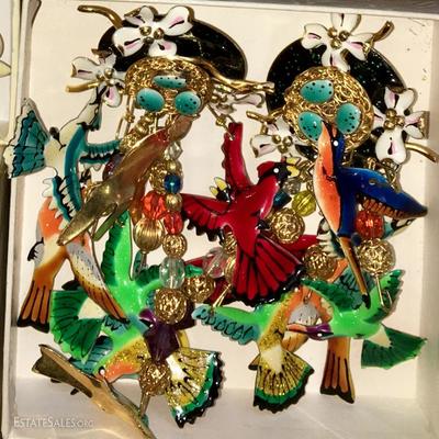 LUNCH AT THE RITZ Vintage Earrings -- collectors will love