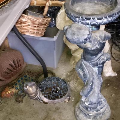 Garden decor and ceramic items 