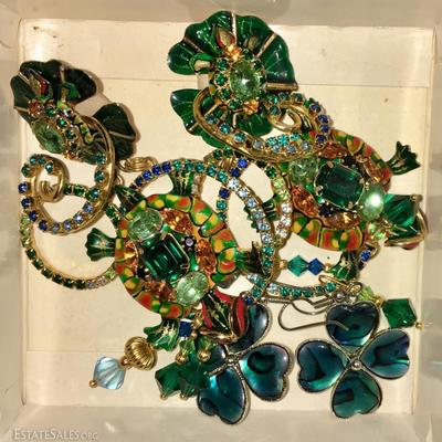 LUNCH AT THE RITZ Vintage Earrings -- collectors will love