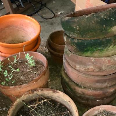Garden pots