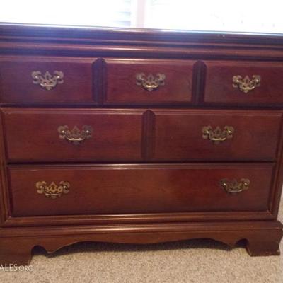 Bassett chest of drawers $95
42 X 18 X 31 1/2