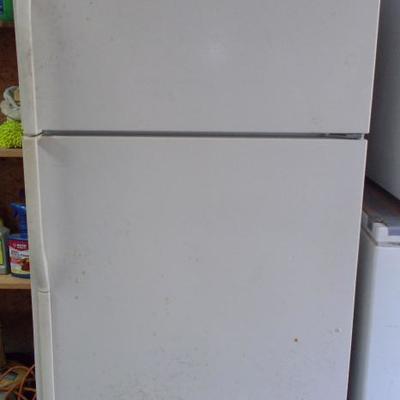 Kenmore refrigerator/ freezer $100
