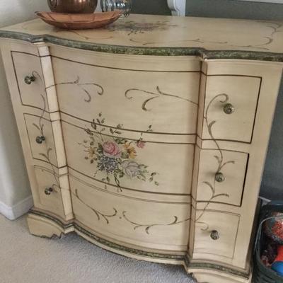 Beautiful hand painted dresser 