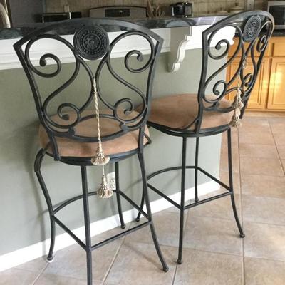 Kitchen counter chairs