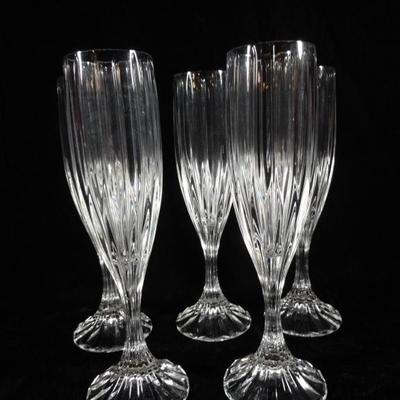 5 CRYSTAL CHAMPAGNE GLASSES