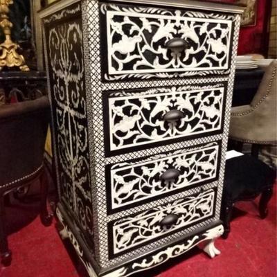 ELABORATELY PAINTED BLACK AND WHITE CHEST OF DRAWERS