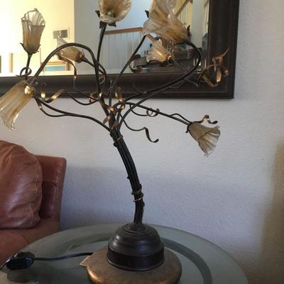 Wire Table Lamp (Iron Horse)