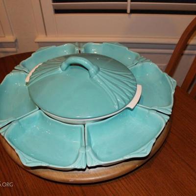 Vintage Hoenig of California Lazy Susan with covered casserole and six covered dishes