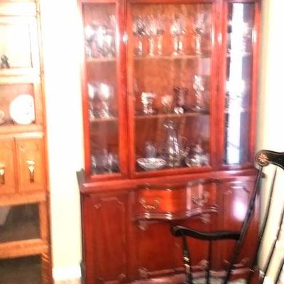 China cabinet
