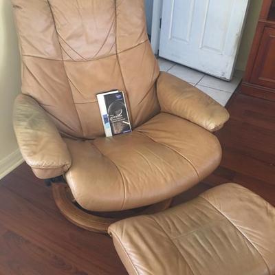 Stressless Chair (WITH WEAR) $175