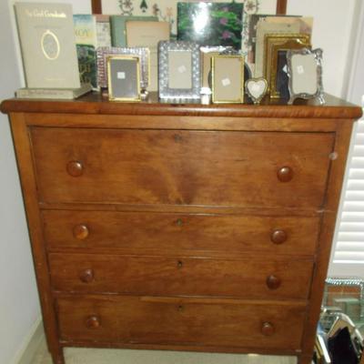 Walnut four drawer chest of drawers $350
44 X 40