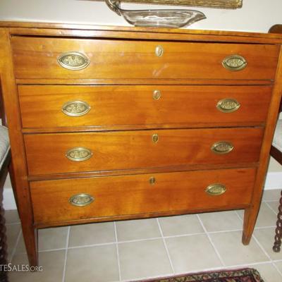 Federal Cherry 4 drawer chest early 19th century
34 1/2 X 38 1/2 X 18 1/2
