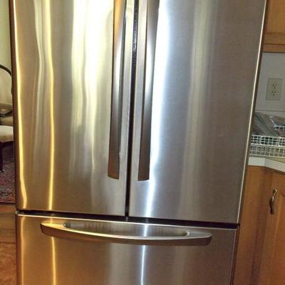 Amana freezer/refrigerator $200