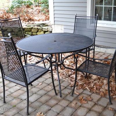 Kettler International patio table with 4 chairs