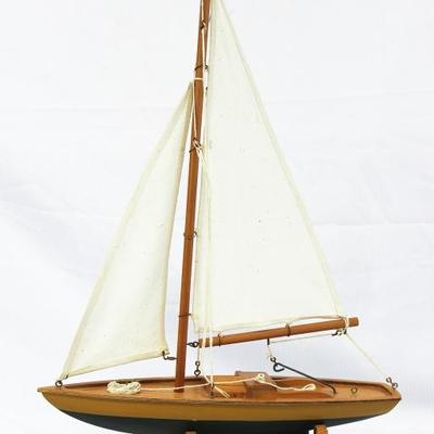 Model Sailboat
