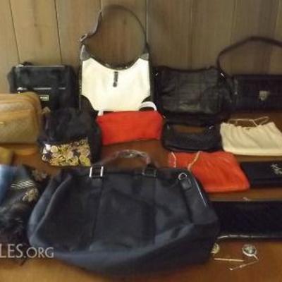 WVT082 Designer Handbags, Scarves and More!
