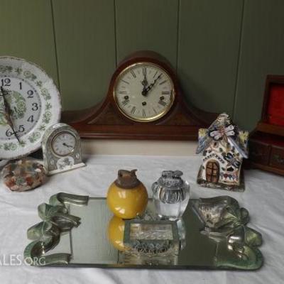 WVT021 Vintage Clocks, Glass Lighters, Musical Jewelry Box & More!
