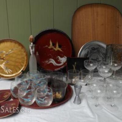 WVT023 Trays, Glassware, Collectible Liquor Bottles and More!
