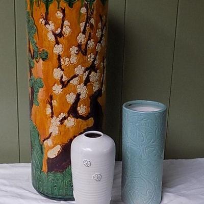 WVT014 Three Fantastic Ceramic Vases
