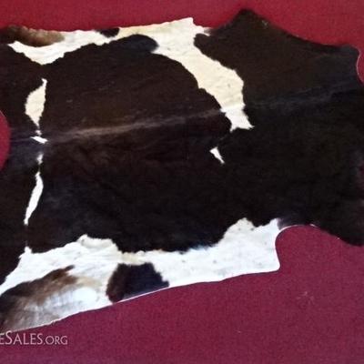 HUGE NATURAL COWHIDE RUG IN WHITE AND BROWN