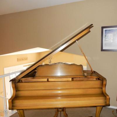 Stunning Sohmer/Baby Grand Piano with Bench. Model 50 Serial Number 178058 / 1969. Pre-Selling. Asking 4,500.00 this includes...
