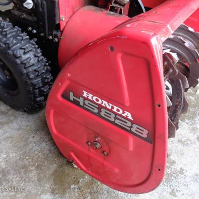 Honda Snowblower HS 828 Electric Start Low Hours