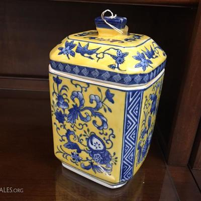 Decorative jar