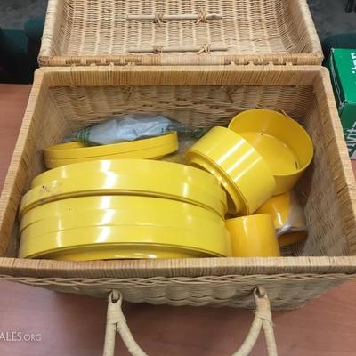 Picnic basket